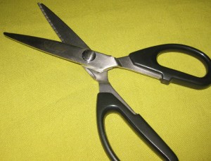 Soft Canary pinking shears - use when a smooth finish is needed