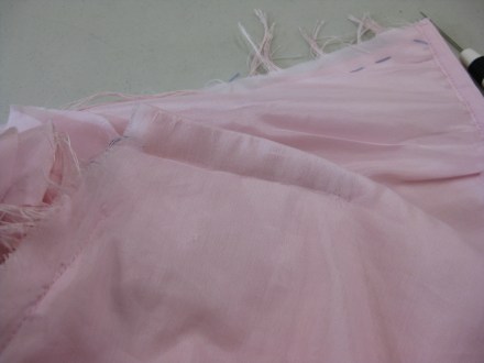 photo-11b-wrong-side-of-fell-tacking-provides-clear-position-for-machine-stitching