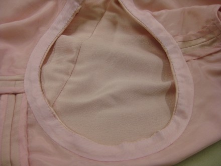 photo-13c-bias-strip-fell-stitched-in-place-along-both-edges