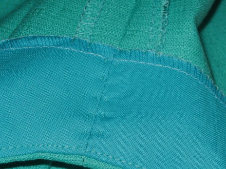 photo-15a-facing-hand-under-stitched-to-seam-allowances-at-underarm