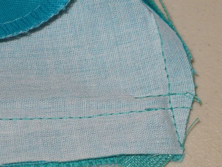 photo-19-finished-stitching-at-back-neckline