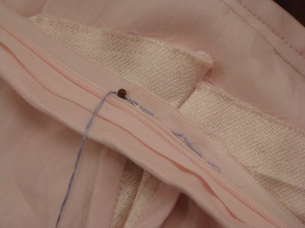 photo-9b-zipper-tacked-in-place-on-second-side-to-check-alignment